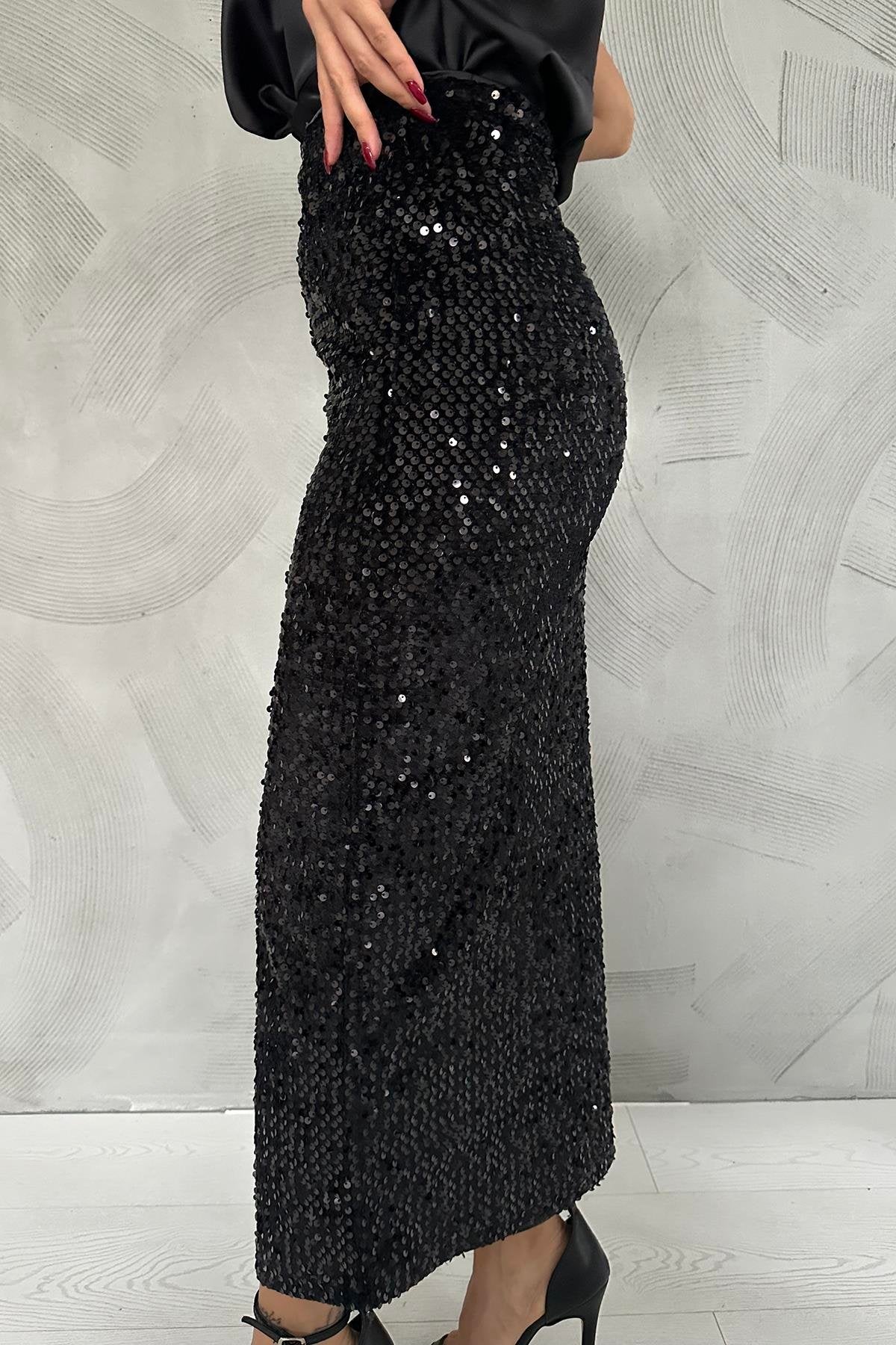 Black Lustre Skirt - Hangerapparel