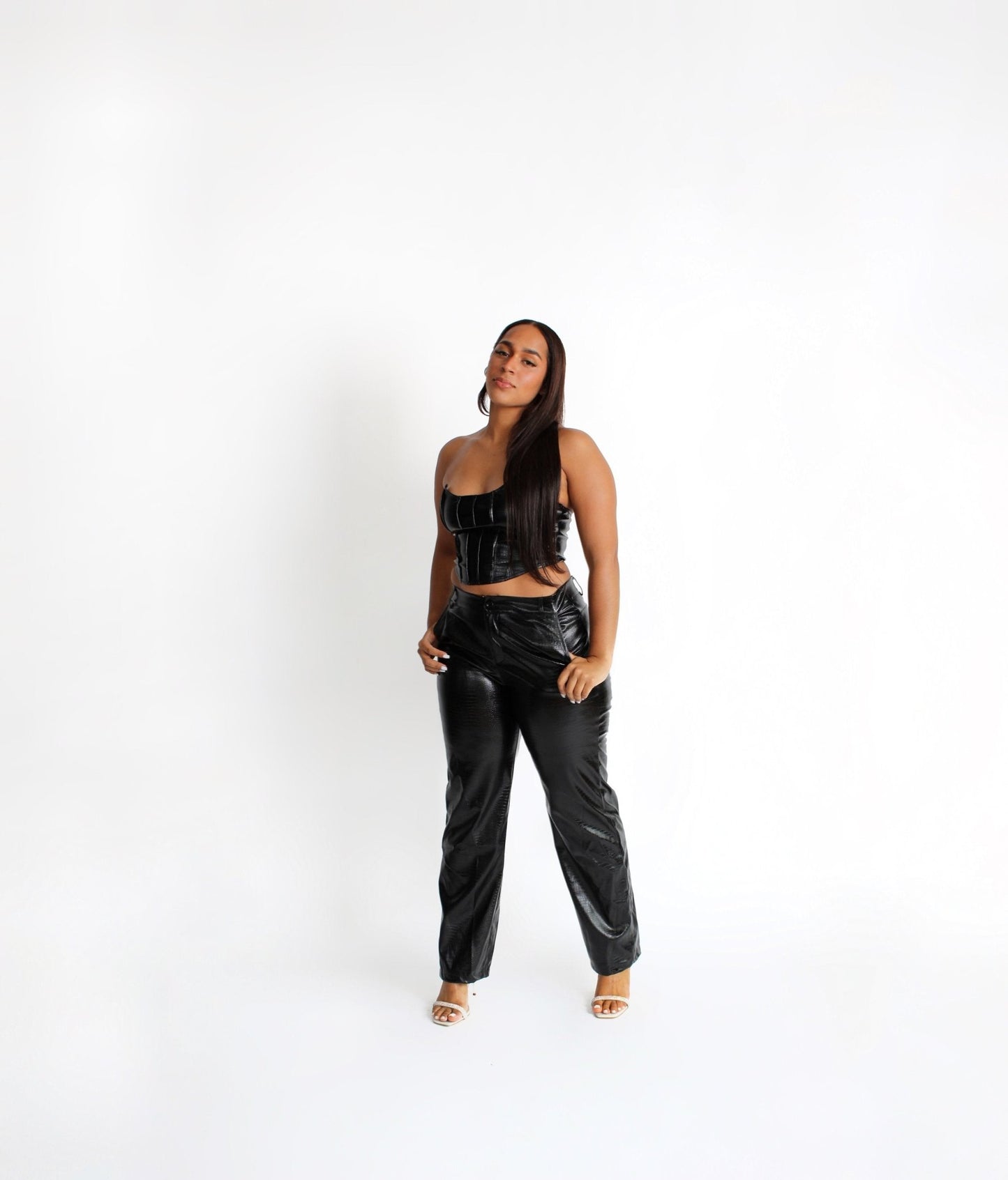 Yang - Hangerapparel