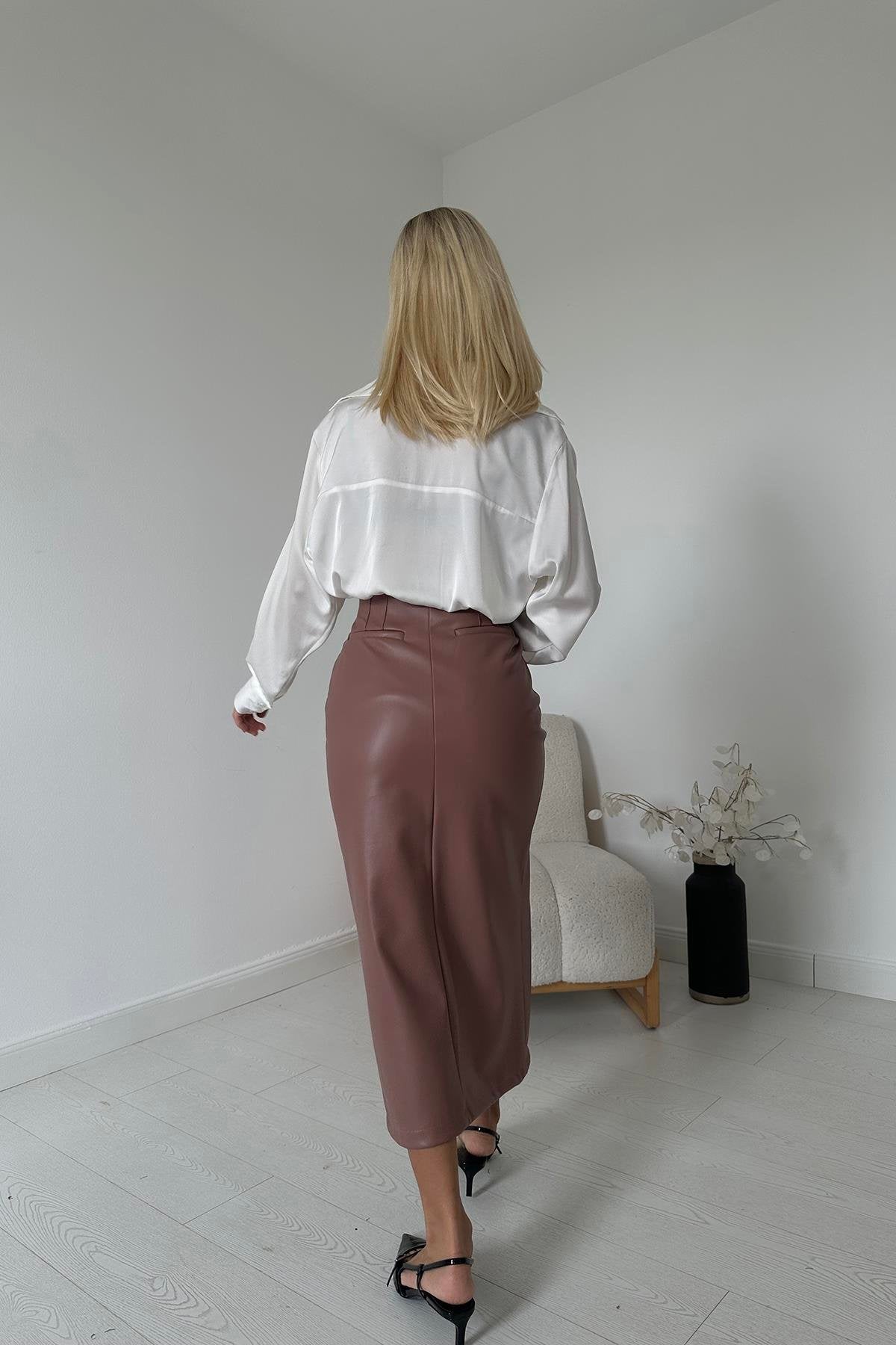 Dusty Elegance Skirt